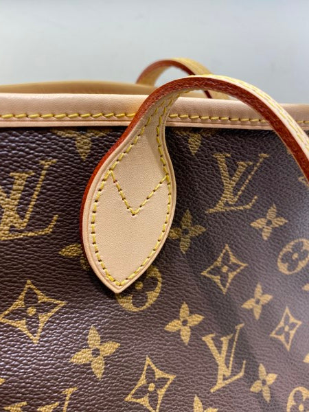 Louis Vuitton Monogram Neverfull MM Bag