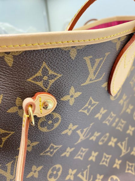 Louis Vuitton Monogram Neverfull MM Bag