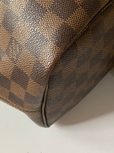 Louis Vuitton Damier Ebene Neverfull MM Bag