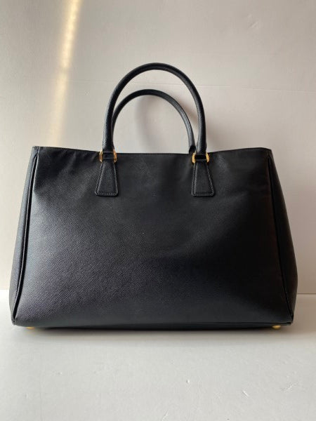 Prada Black Saffiano Galleria Large Tote Bag