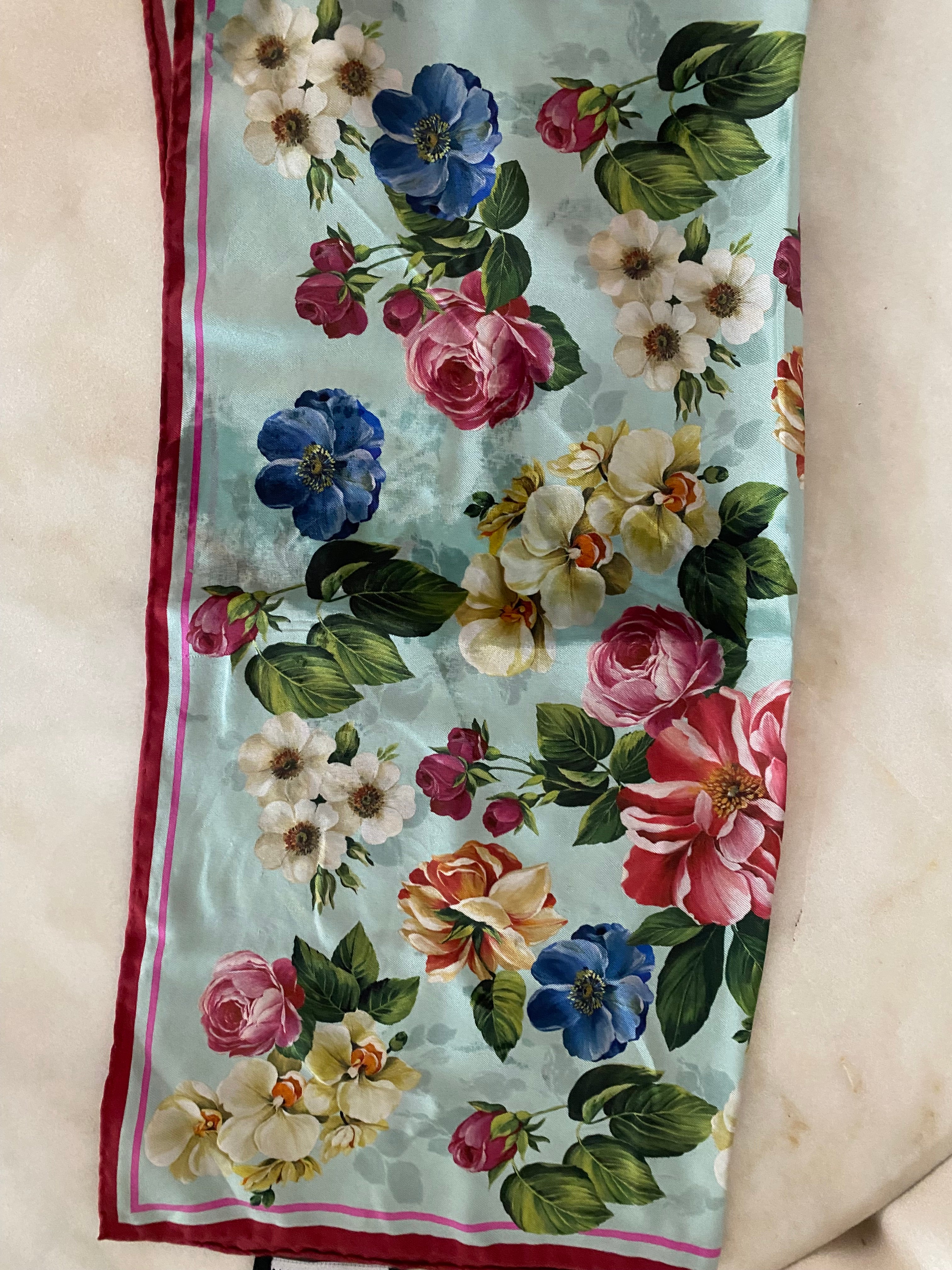 Dolce & Gabbana Bicolor Small Scarf