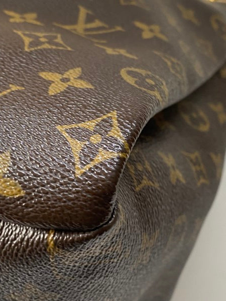 Louis Vuitton Monogram Artsy MM Bag