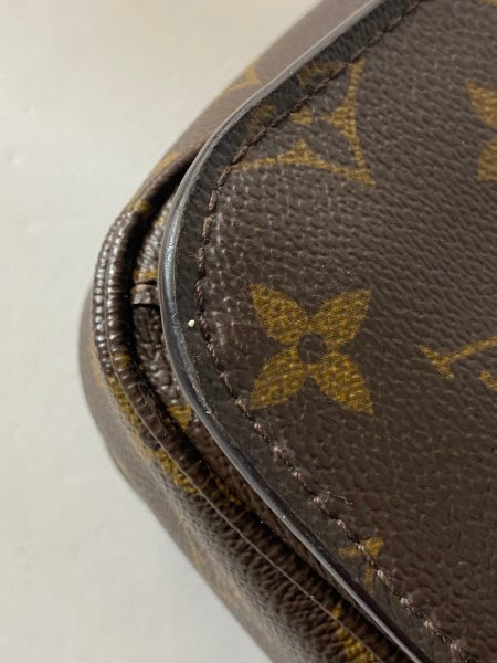 Louis Vuitton Monogram Pochette Metis