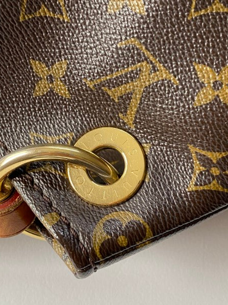 Louis Vuitton Monogram Artsy MM Bag