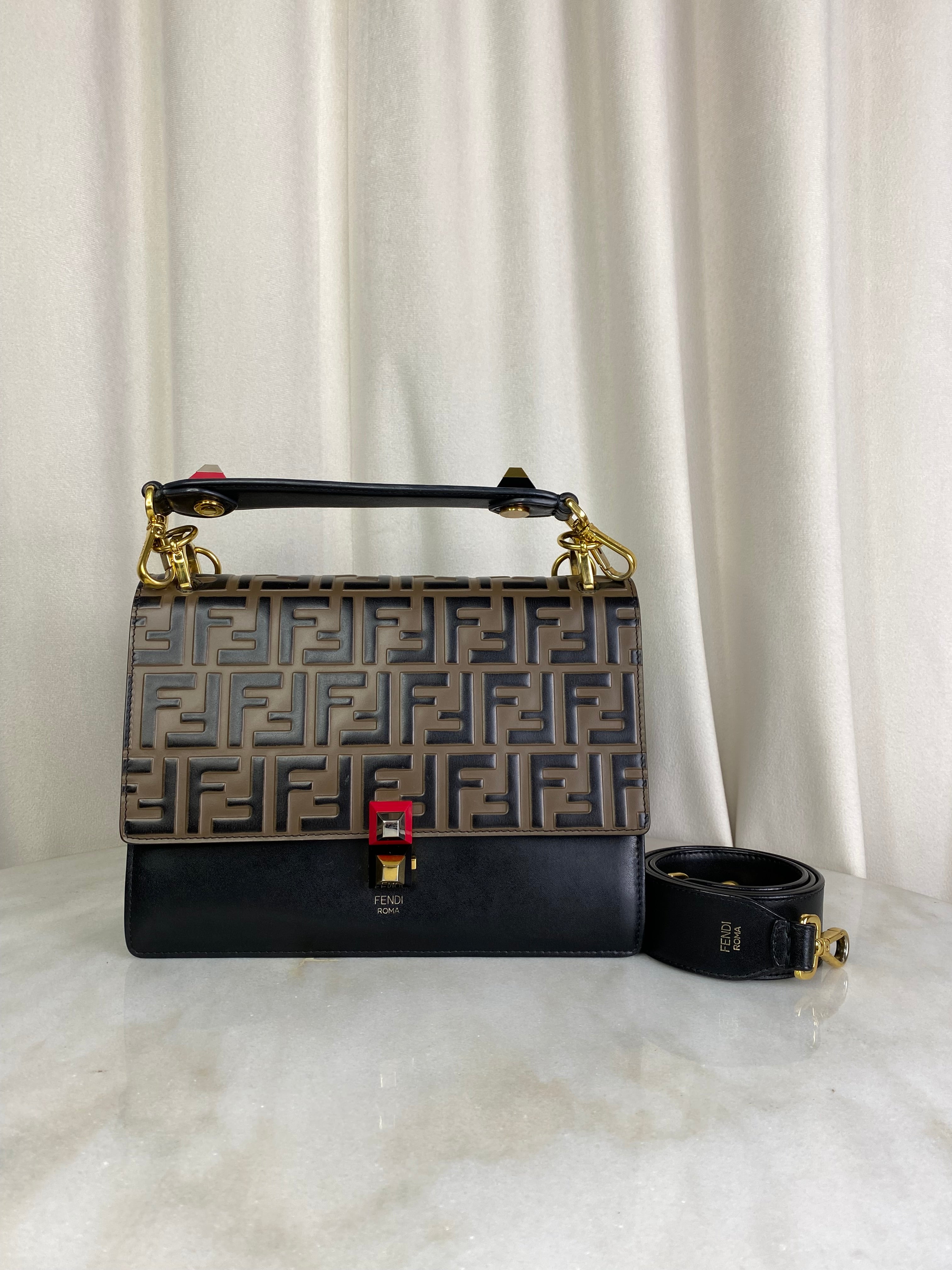 Fendi kan i black leather bag on sale