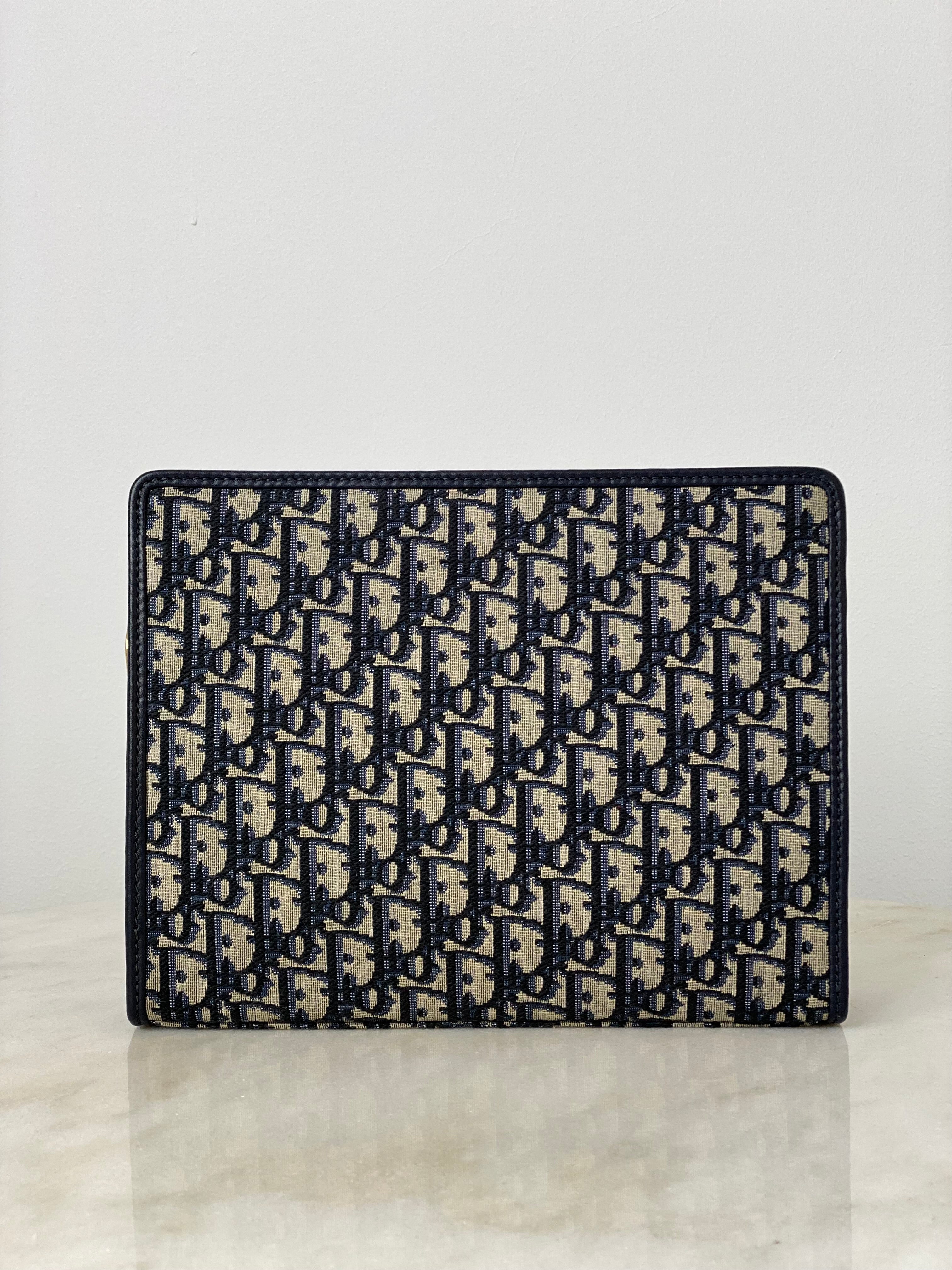 Christian Dior Blue 30 Montaigne Dea Pouch