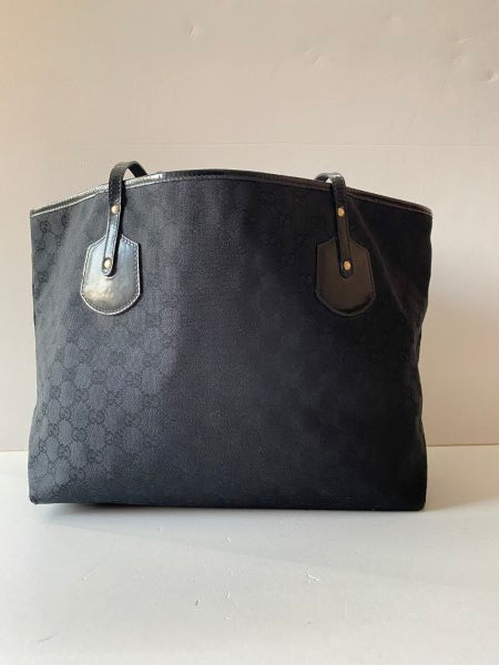 Gucci Black Shoulder Bag W/ Bag Charms