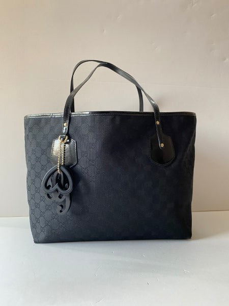 Gucci Black Shoulder Bag W/ Bag Charms