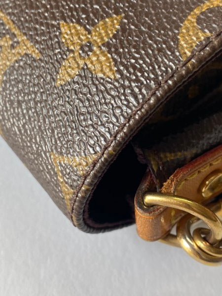 Louis Vuitton Monogram Favorite MM Crossbody Bag