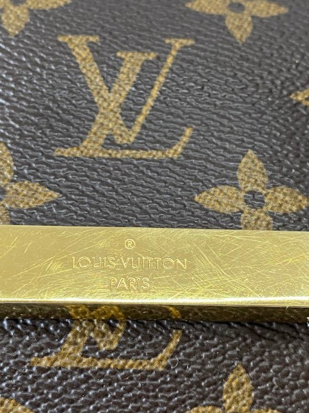 Louis Vuitton Monogram Favorite MM Bag W/ Chain