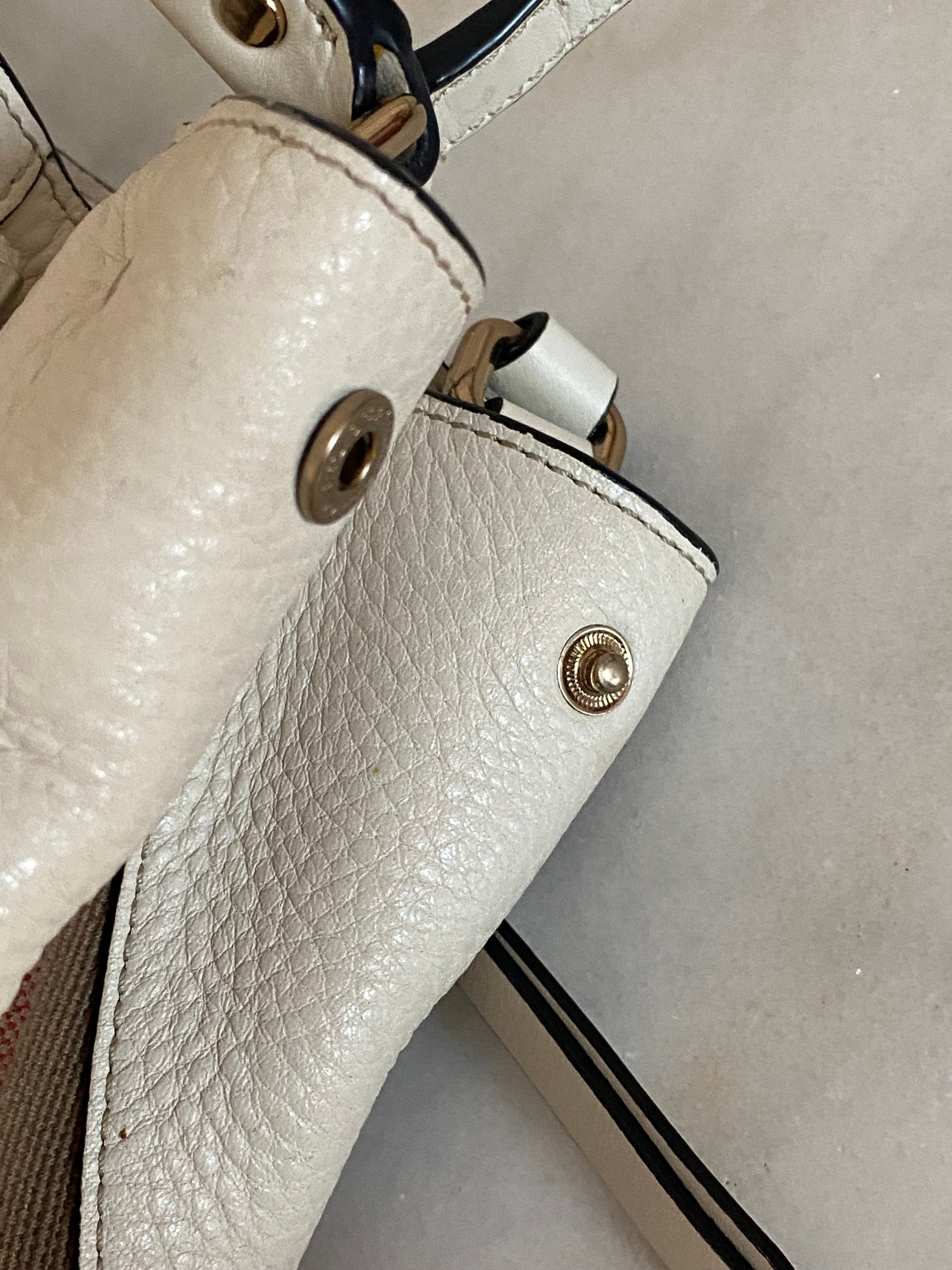 Burberry Off White House Check Brit Maidstone Shoulder Bag