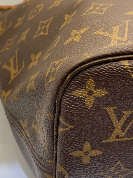 Louis Vuitton Monogram Neverfull MM Bag