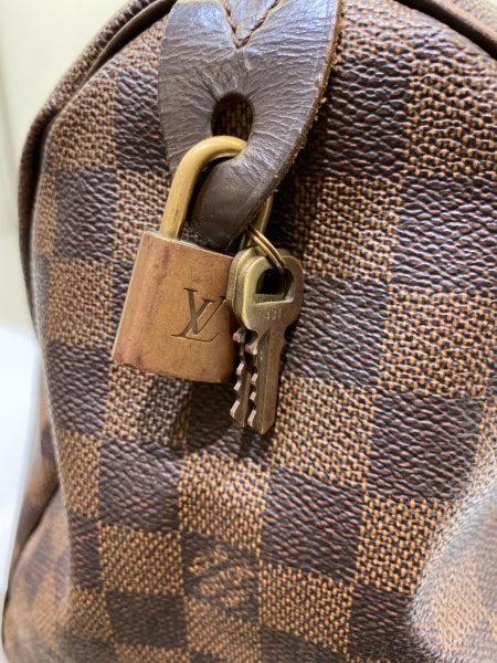 Louis Vuitton Damier Ebene 30 Bag