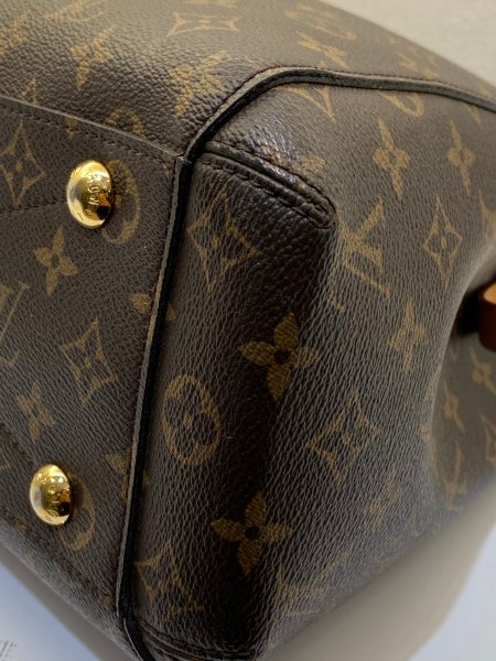 Louis Vuitton Monogram Montaigne MM Bag