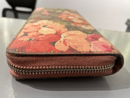 Gucci Ebony GG Floral Wallet