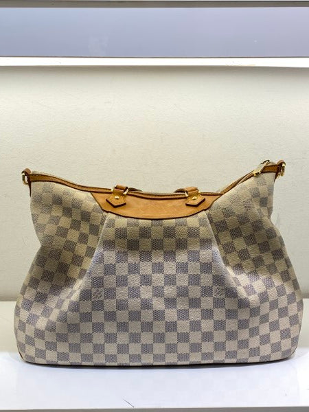Louis Vuitton Siracusa GM Shoulder Bag