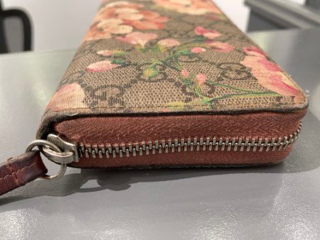 Gucci Ebony GG Floral Wallet