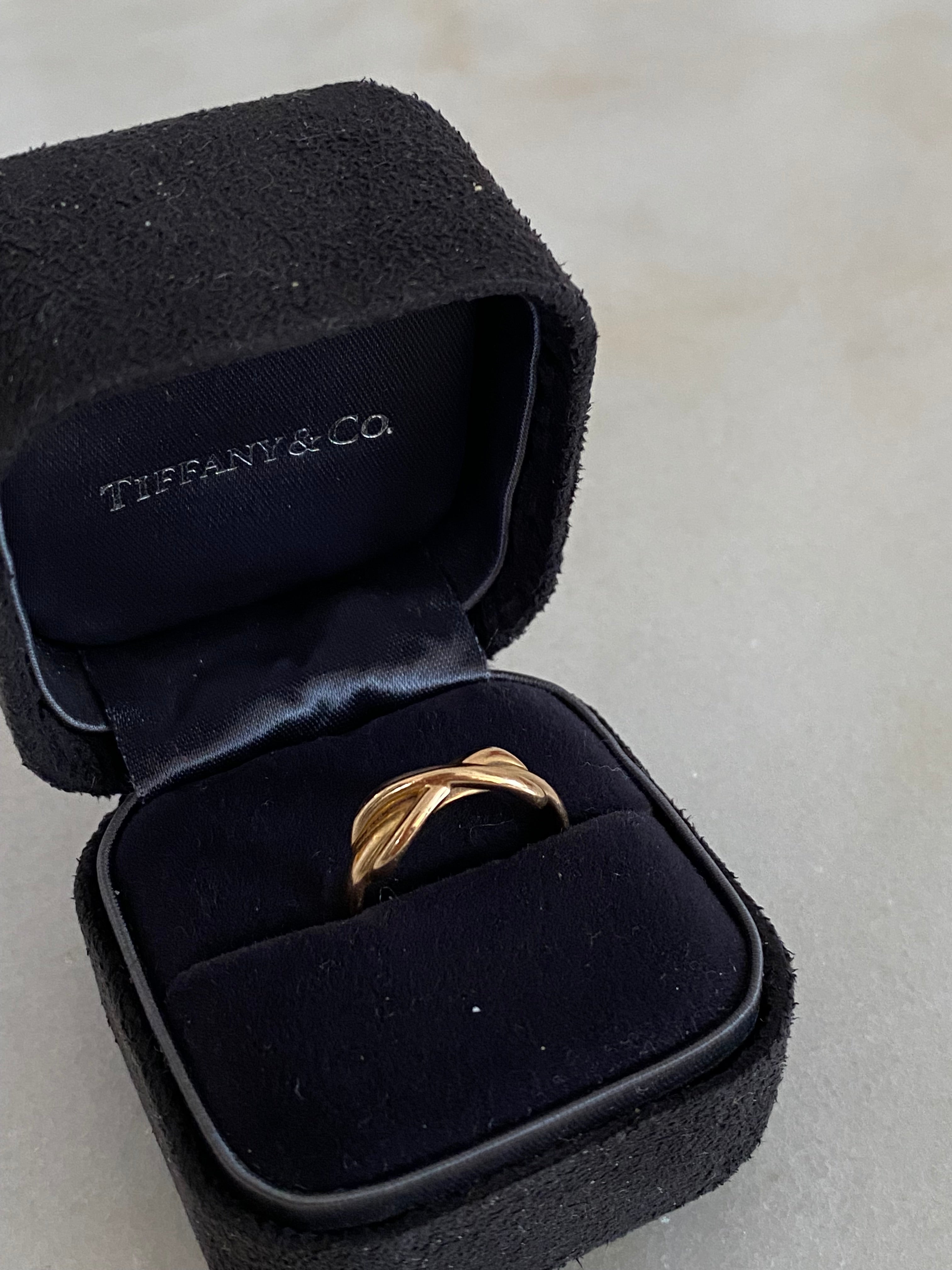 Tiffany & Co 18K Yellow Gold Infinity Ring 54