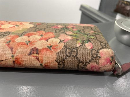 Gucci Ebony GG Floral Wallet