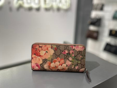 Gucci Ebony GG Floral Wallet