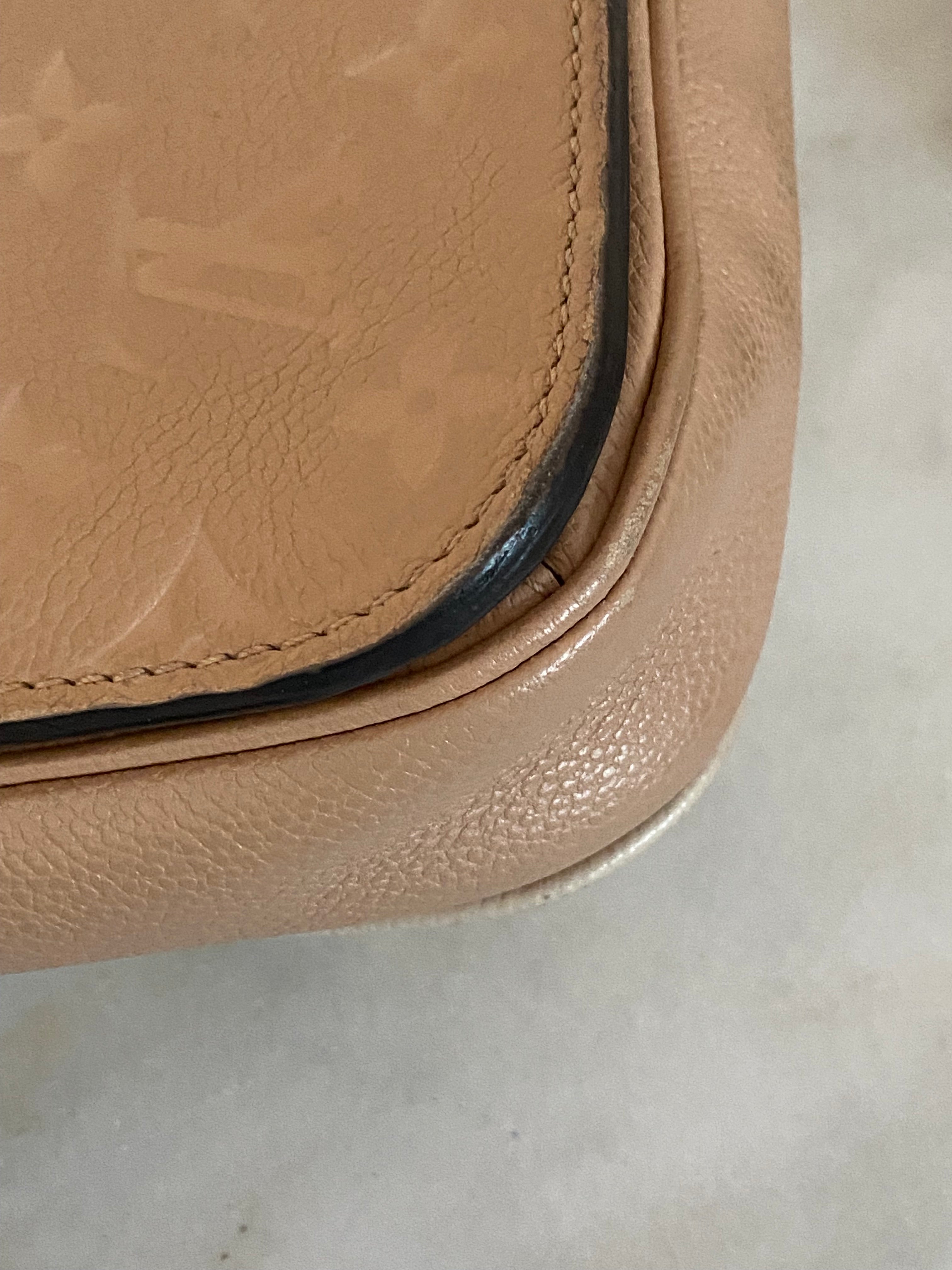 Louis Vuitton Beige Monogram Empreinte Pochette Metis