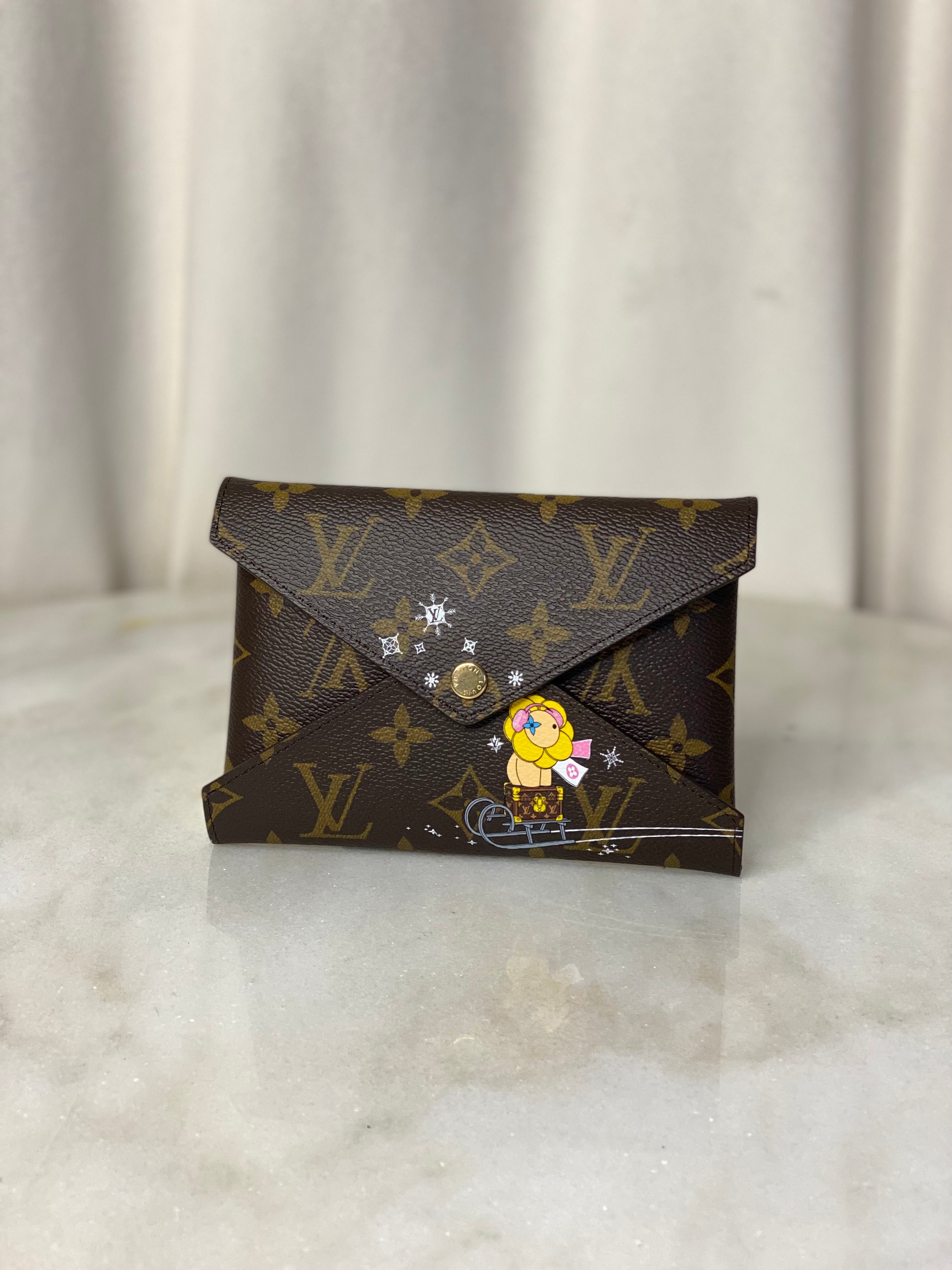 Louis Vuitton Monogram Medium Pouch