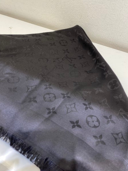 Louis Vuitton Black Monogram Shawl