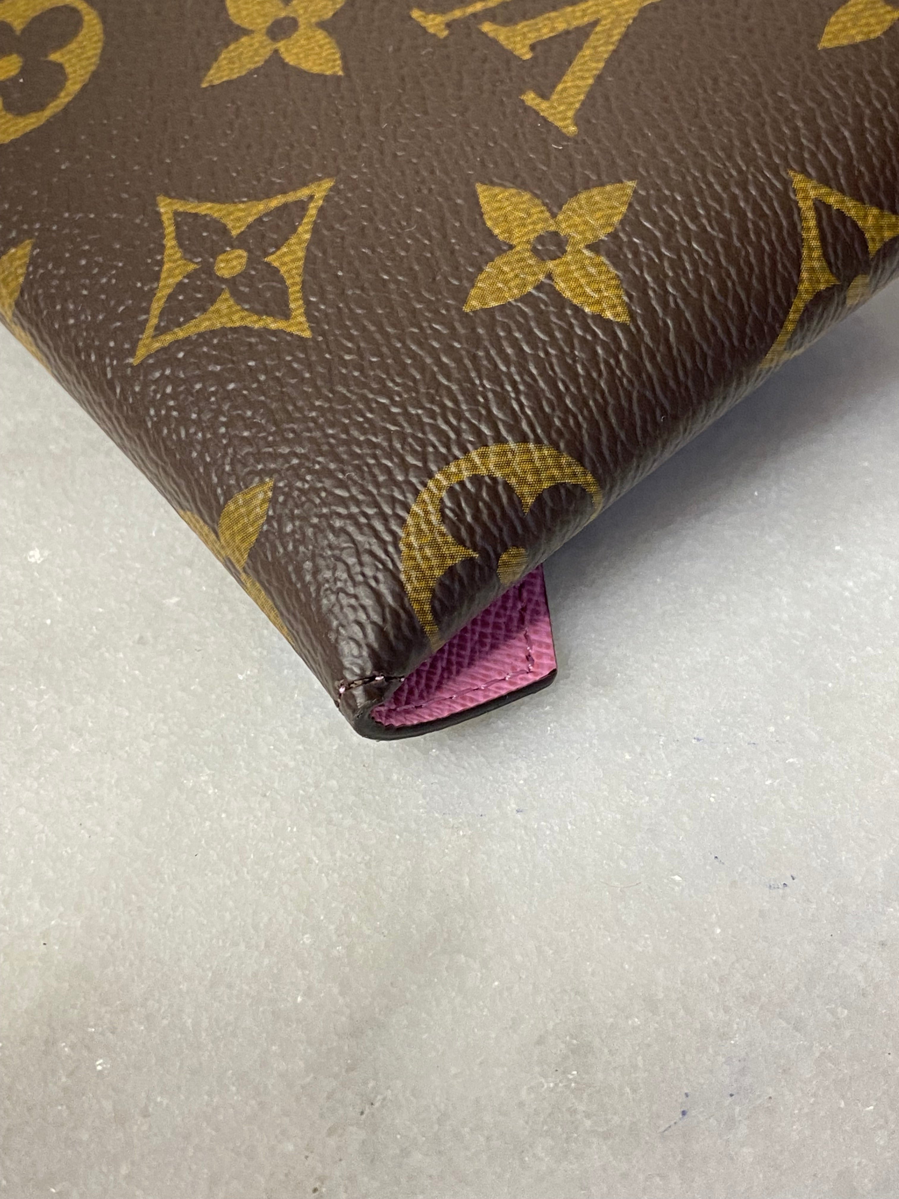 Louis Vuitton Monogram Medium Pouch