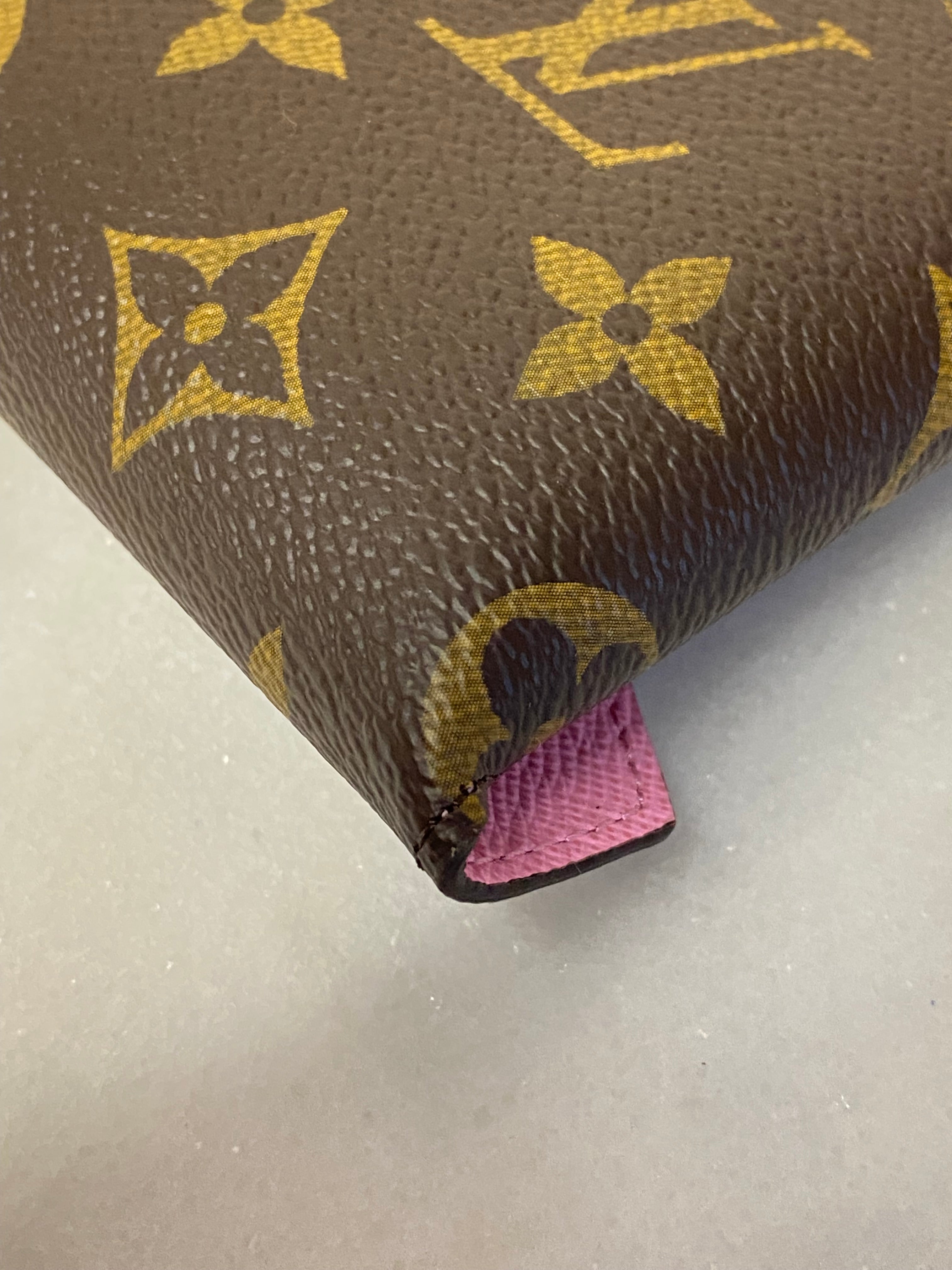 Louis Vuitton Monogram Medium Pouch