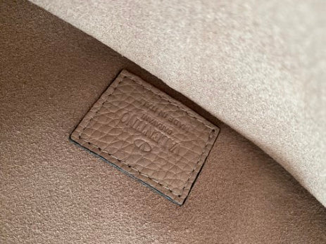 Valentino Nude Envelope Rockstud Pouch