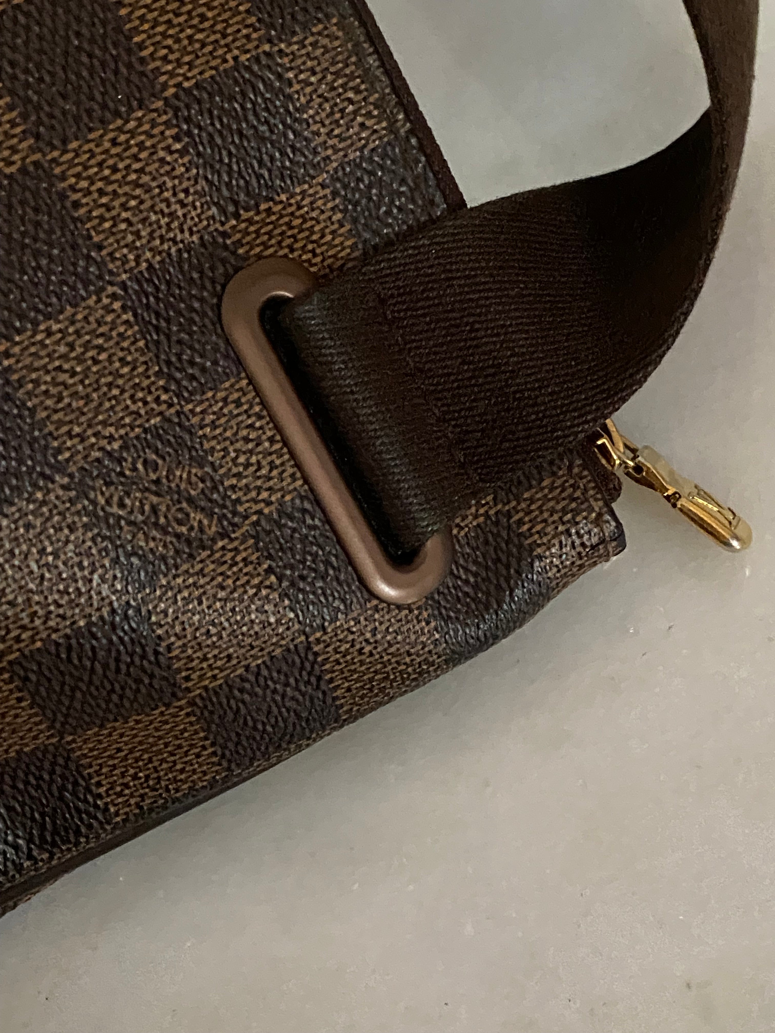 Louis Vuitton Damier Ebene Brooklyn Pochette Plate Messenger Crossbody Bag