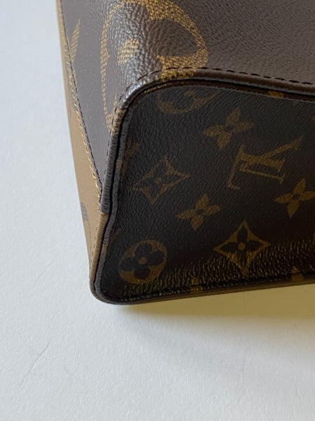 Louis Vuitton Monogram Reverse Onthego PM Bag