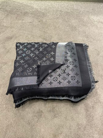 Louis Vuitton Bicolor Monogram Scarf