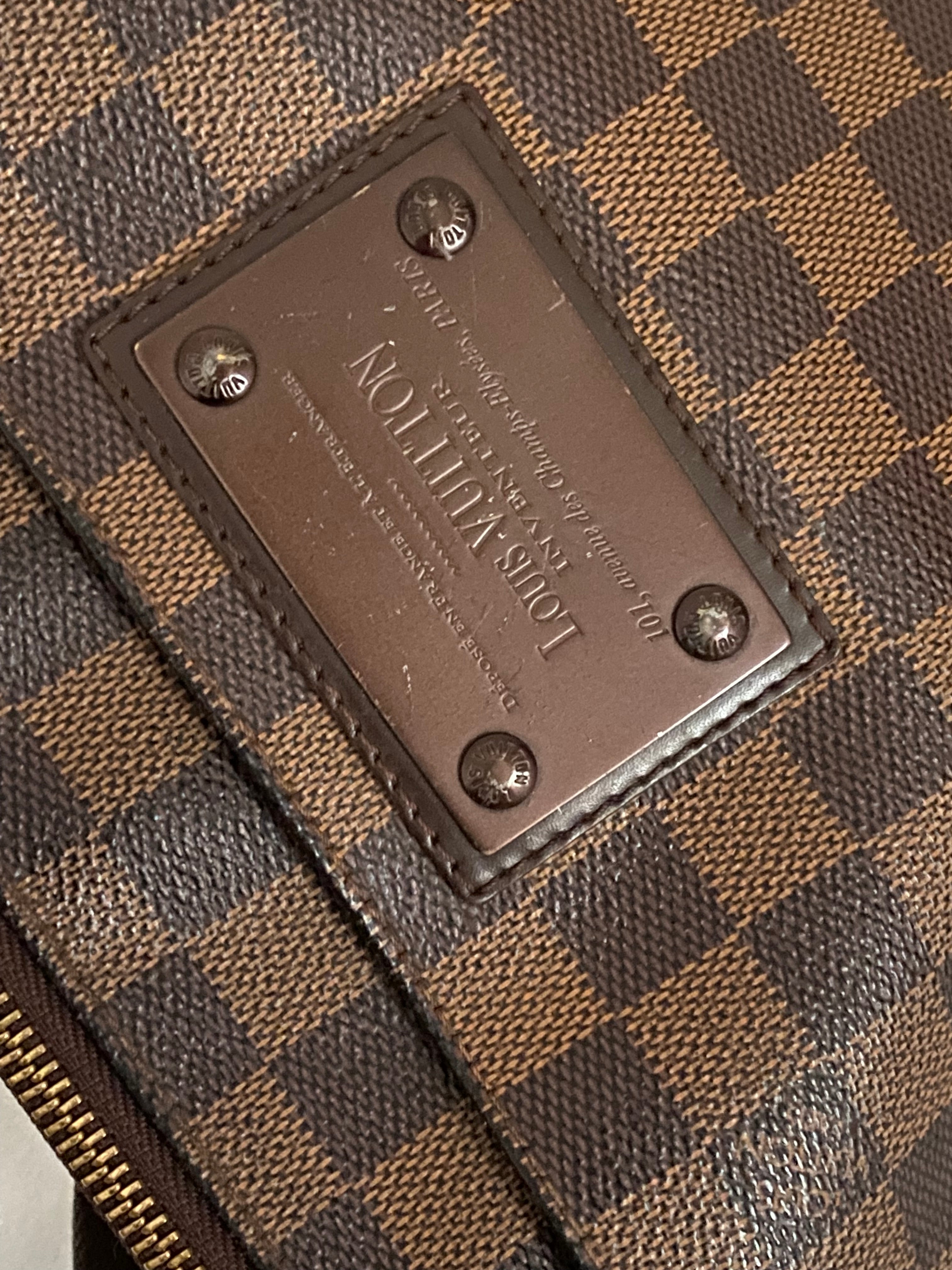 Louis Vuitton Damier Ebene Brooklyn Pochette Plate Messenger Crossbody Bag