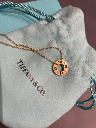 Tiffany & Co 18K Yellow Gold 4 Diamonds Atlas Pendant Necklace