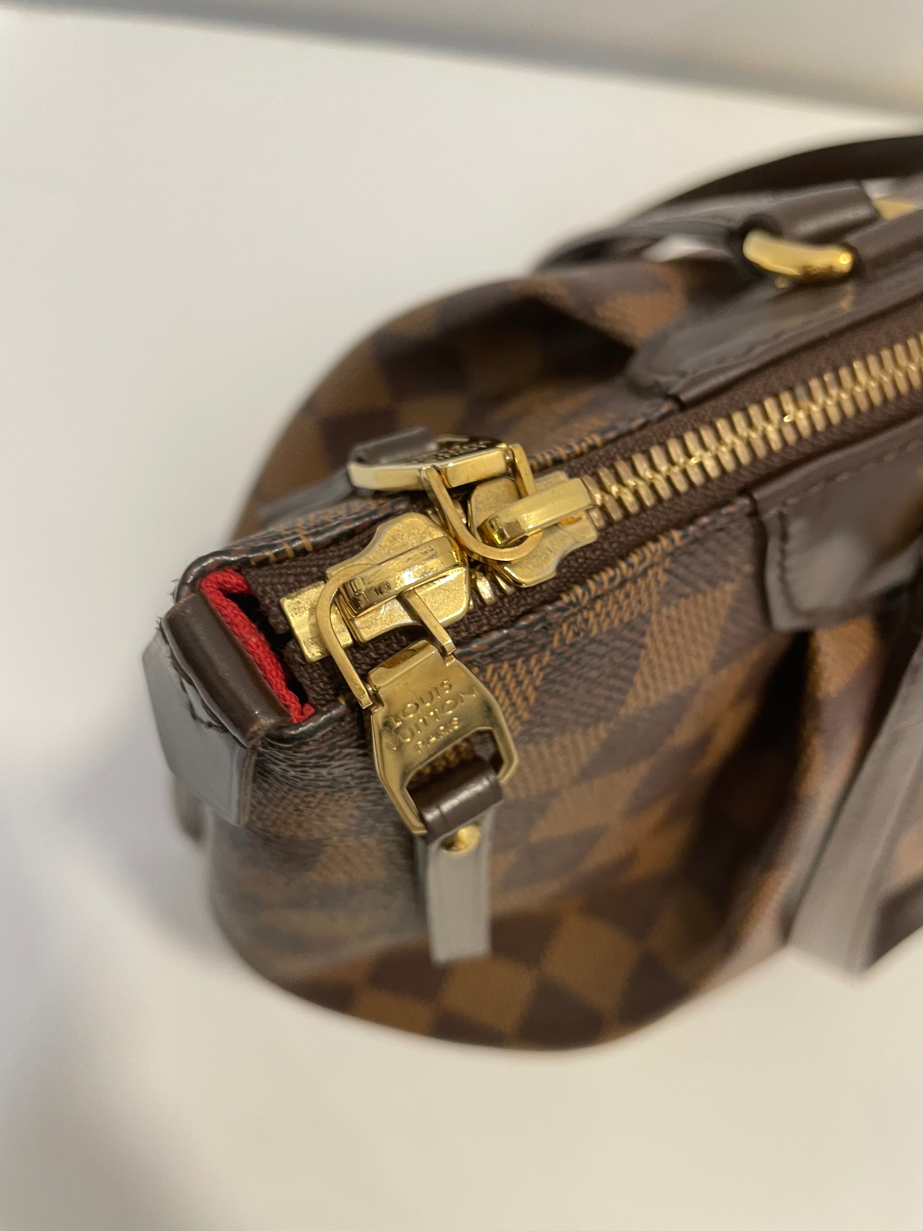 Louis Vuitton Westminster Ebene Shoulder Bag