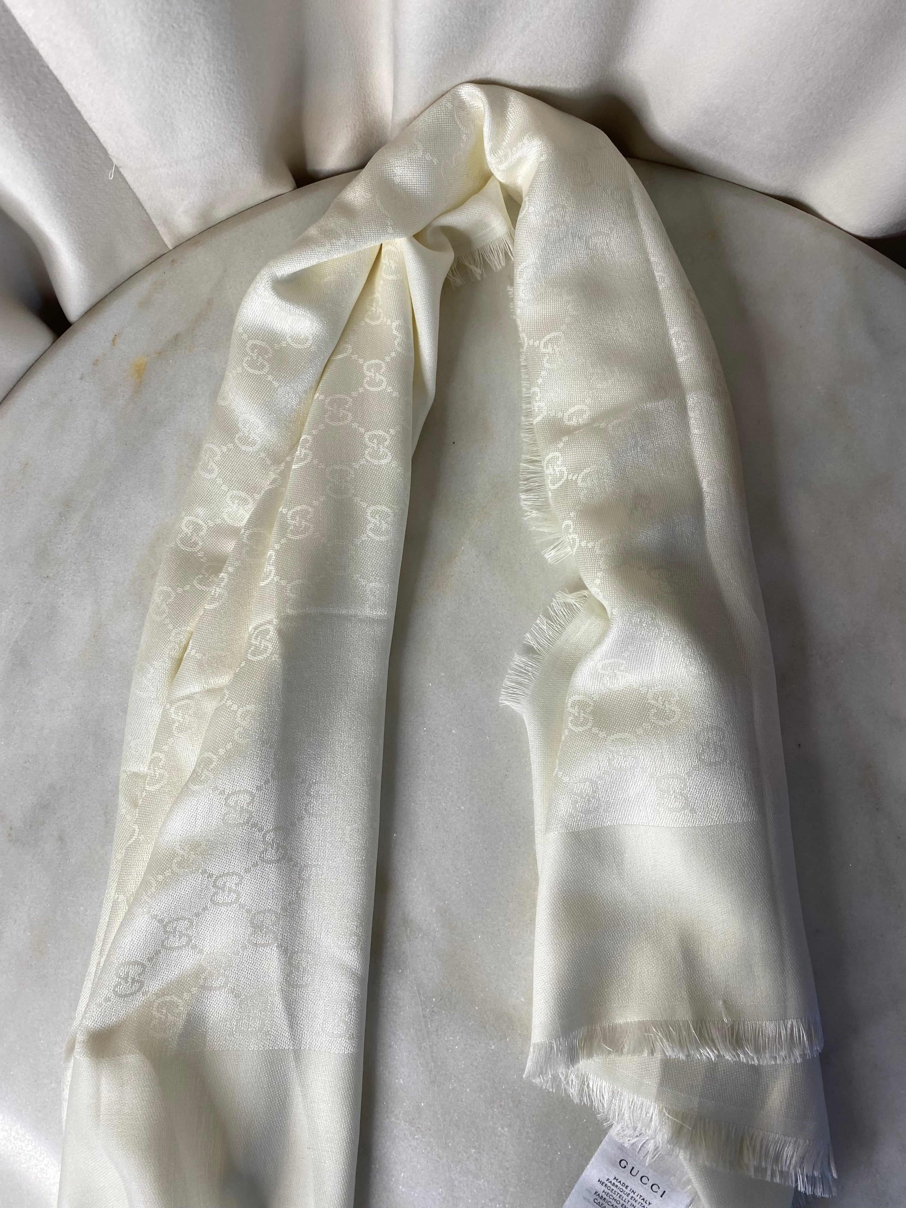 Gucci White GG Wool Scarf