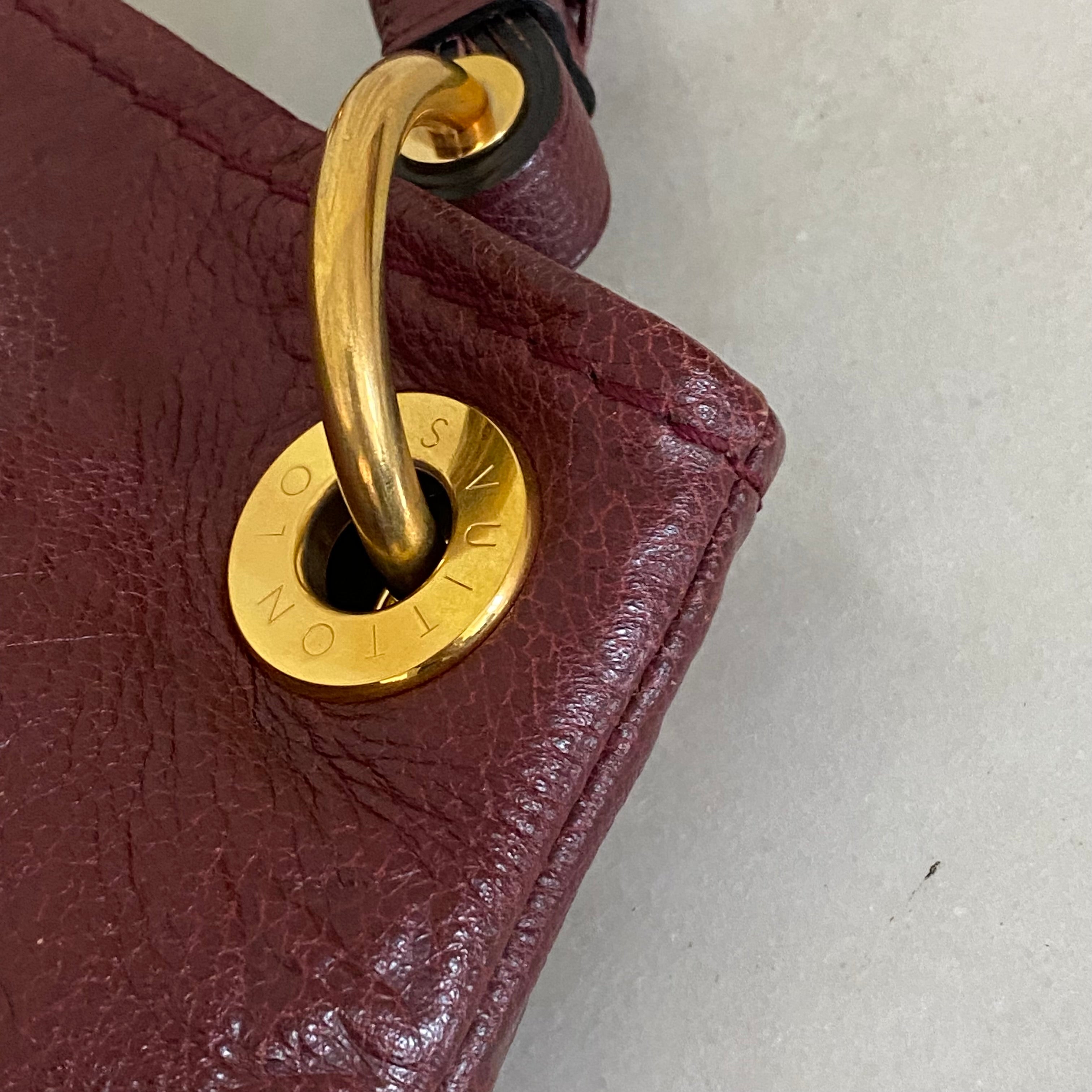 Louis Vuitton Dark Red Monogram Artsy Shoulder Bag