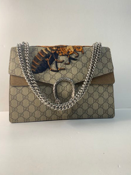 Gucci Bicolor GG Supreme Dionysus Bee Embroidered Medium Bag