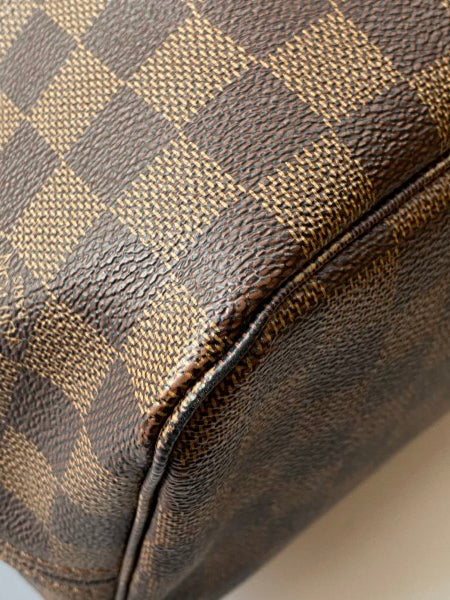 Louis Vuitton Damier Neverfull Bag