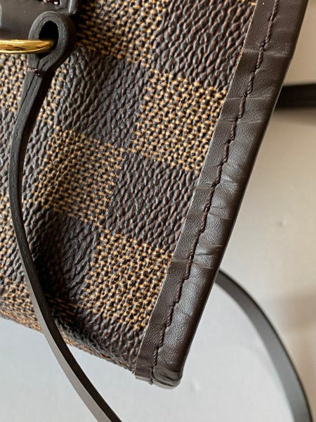 Louis Vuitton Damier Neverfull Bag