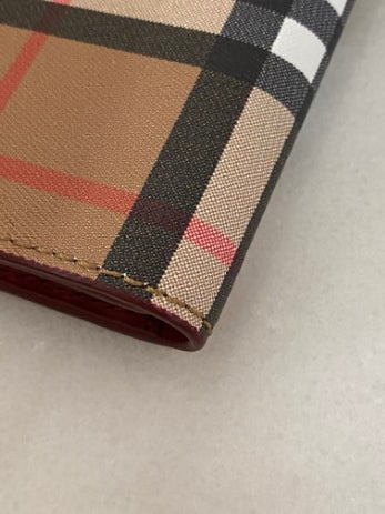 Burberry House Check Long Wallet