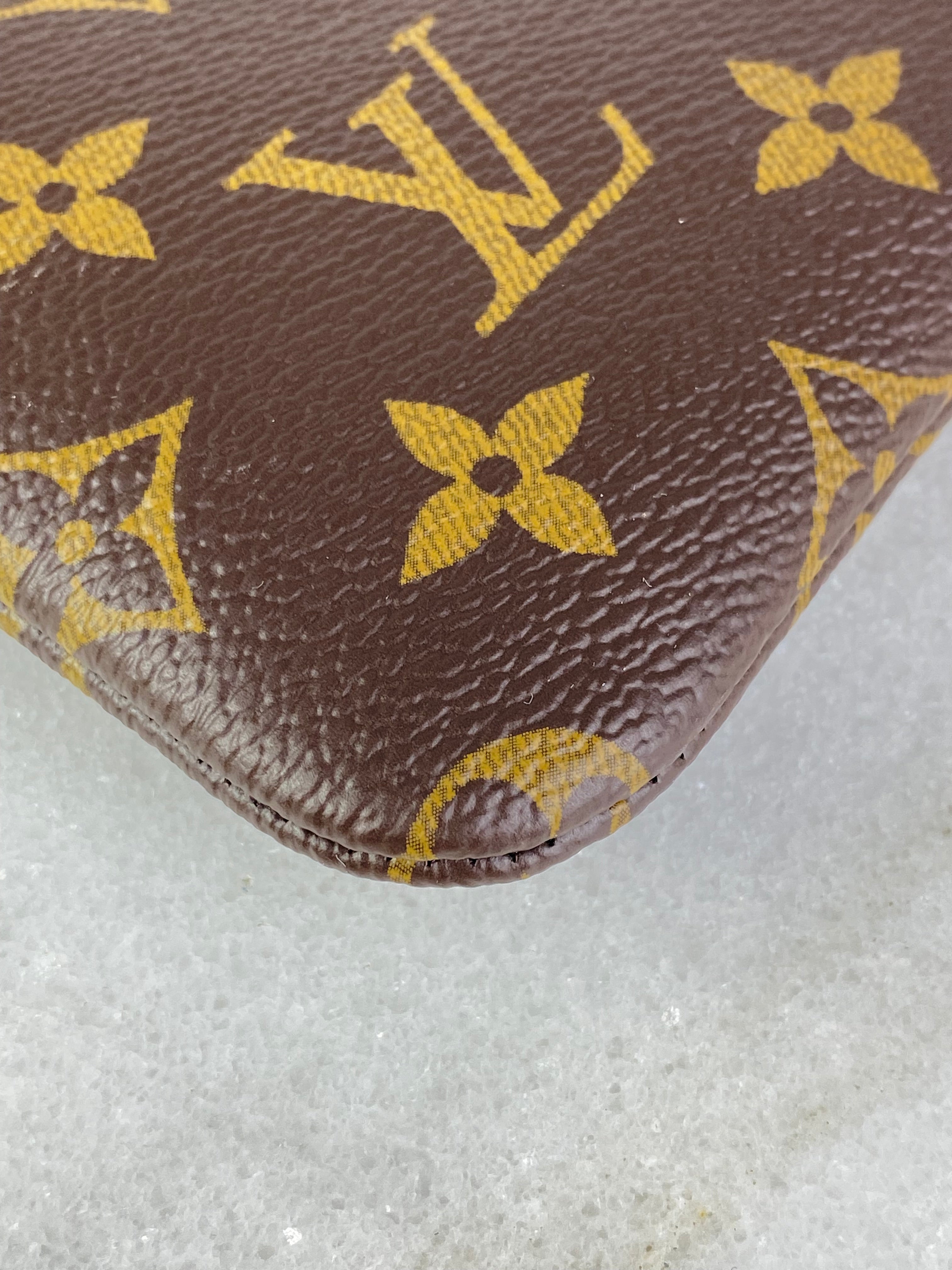 Louis Vuitton Monogram L Key Pouch
