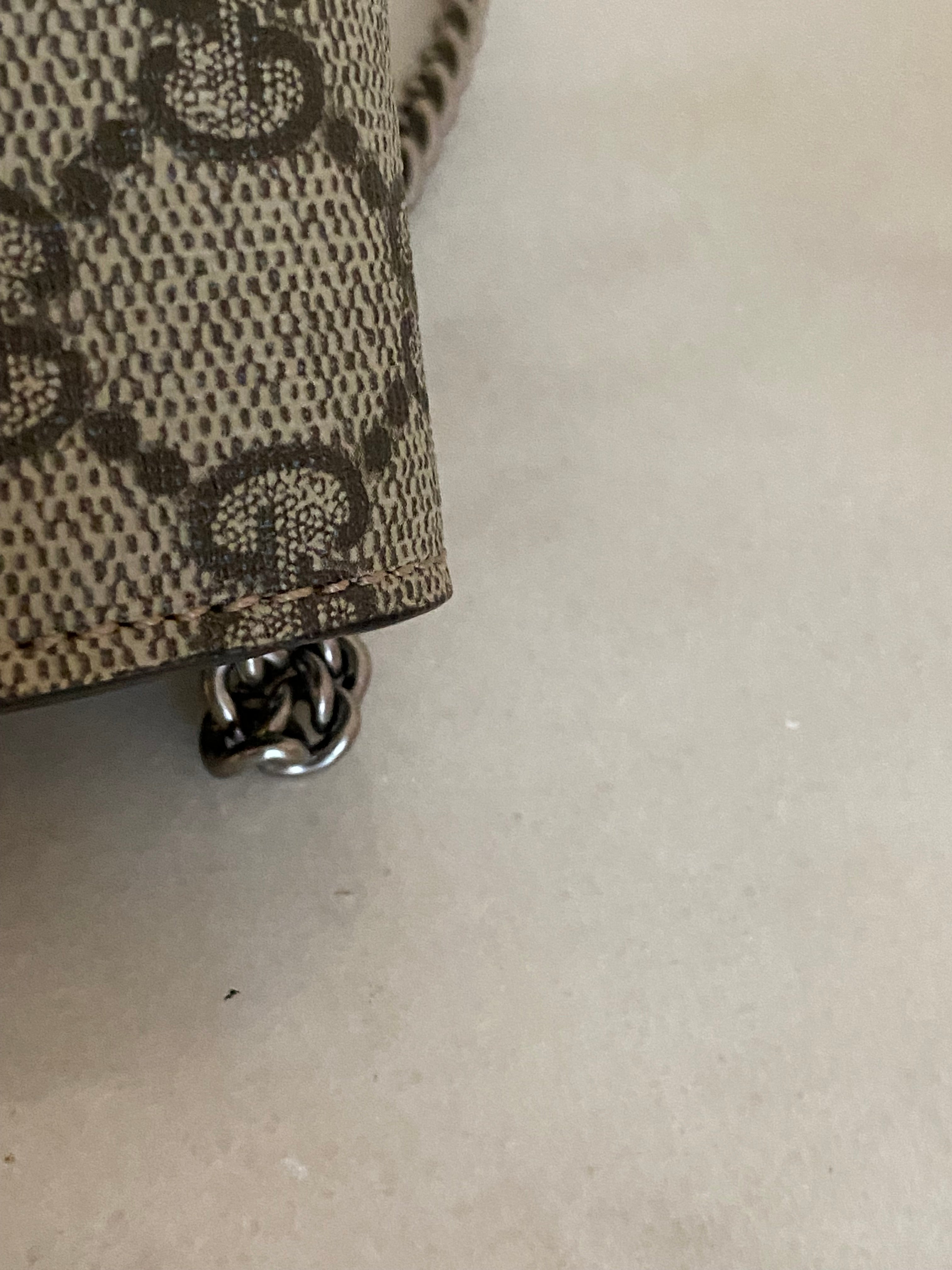 Gucci Beige Dionysus GG Supreme Super Mini Bag