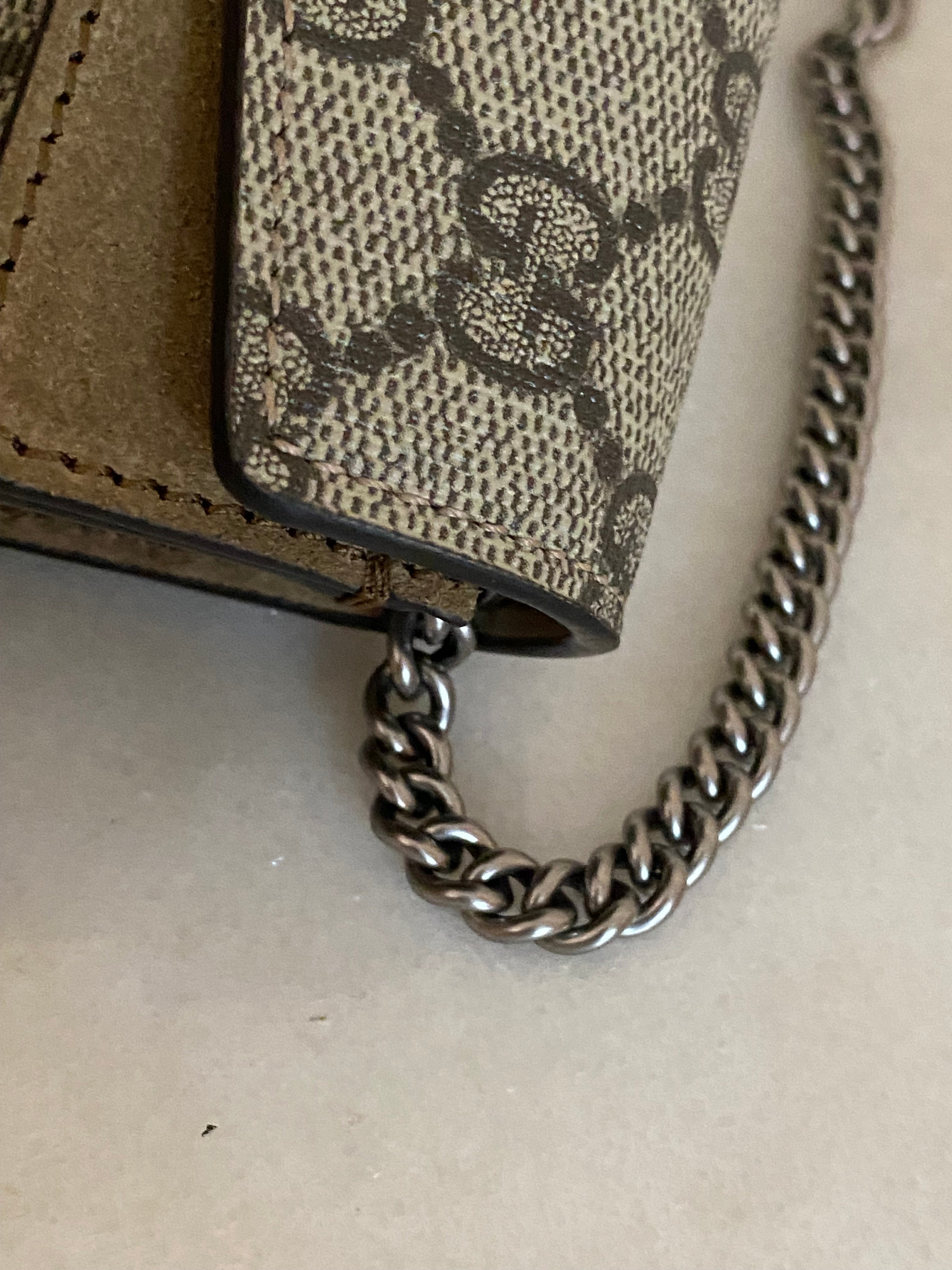 Gucci Beige Dionysus GG Supreme Super Mini Bag