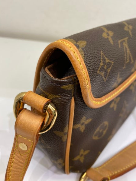 Louis Vuitton Monogram Tikal Hobo Bag