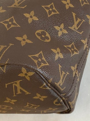 Louis Vuitton Monogram Neverfull Bag W/ Pochette