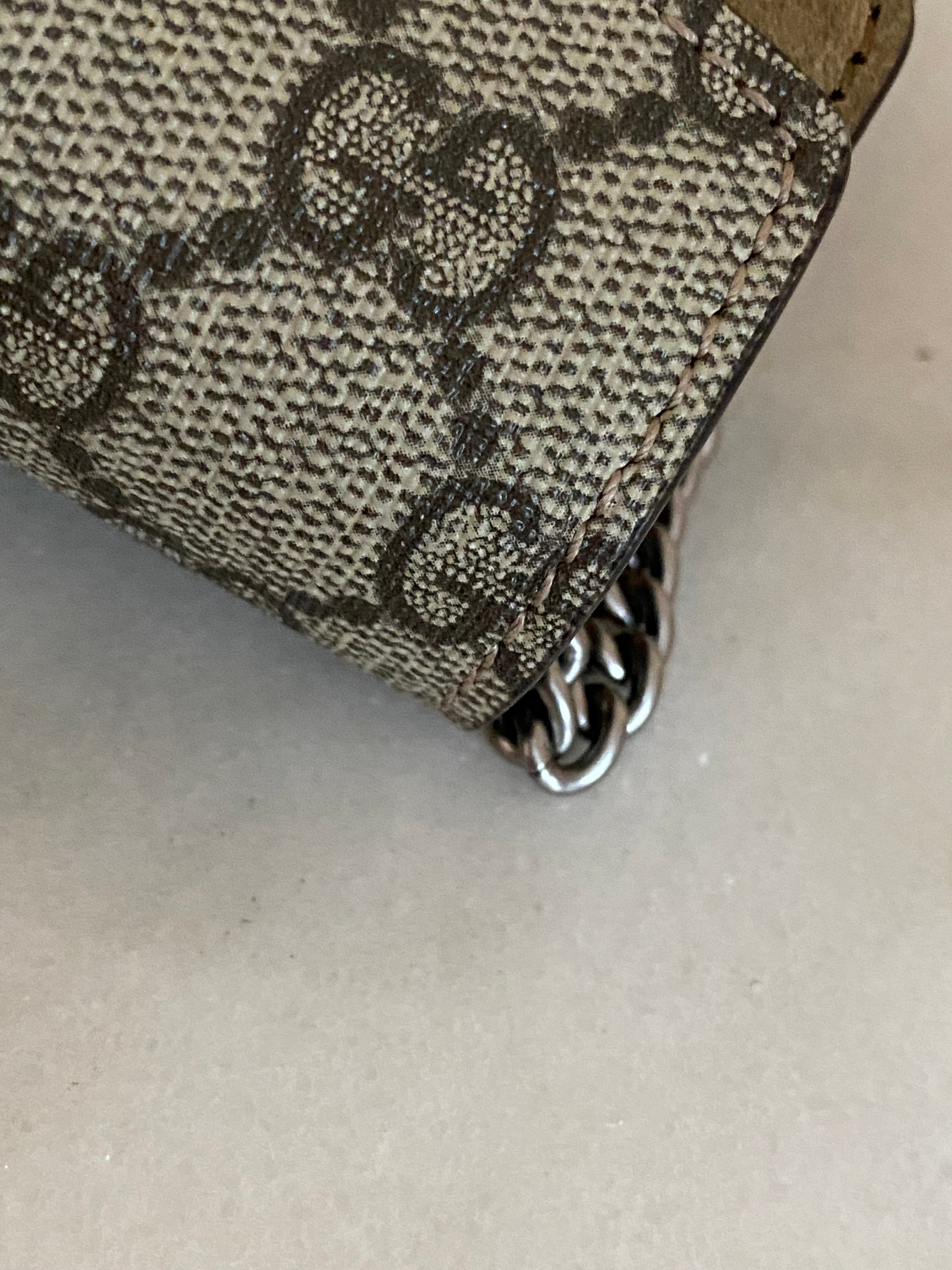 Gucci Beige Dionysus GG Supreme Super Mini Bag