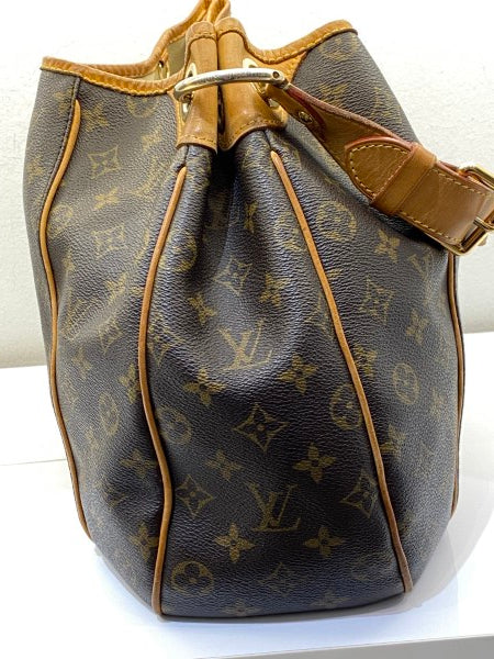 Louis Vuitton Monogram Galliera MM Bag