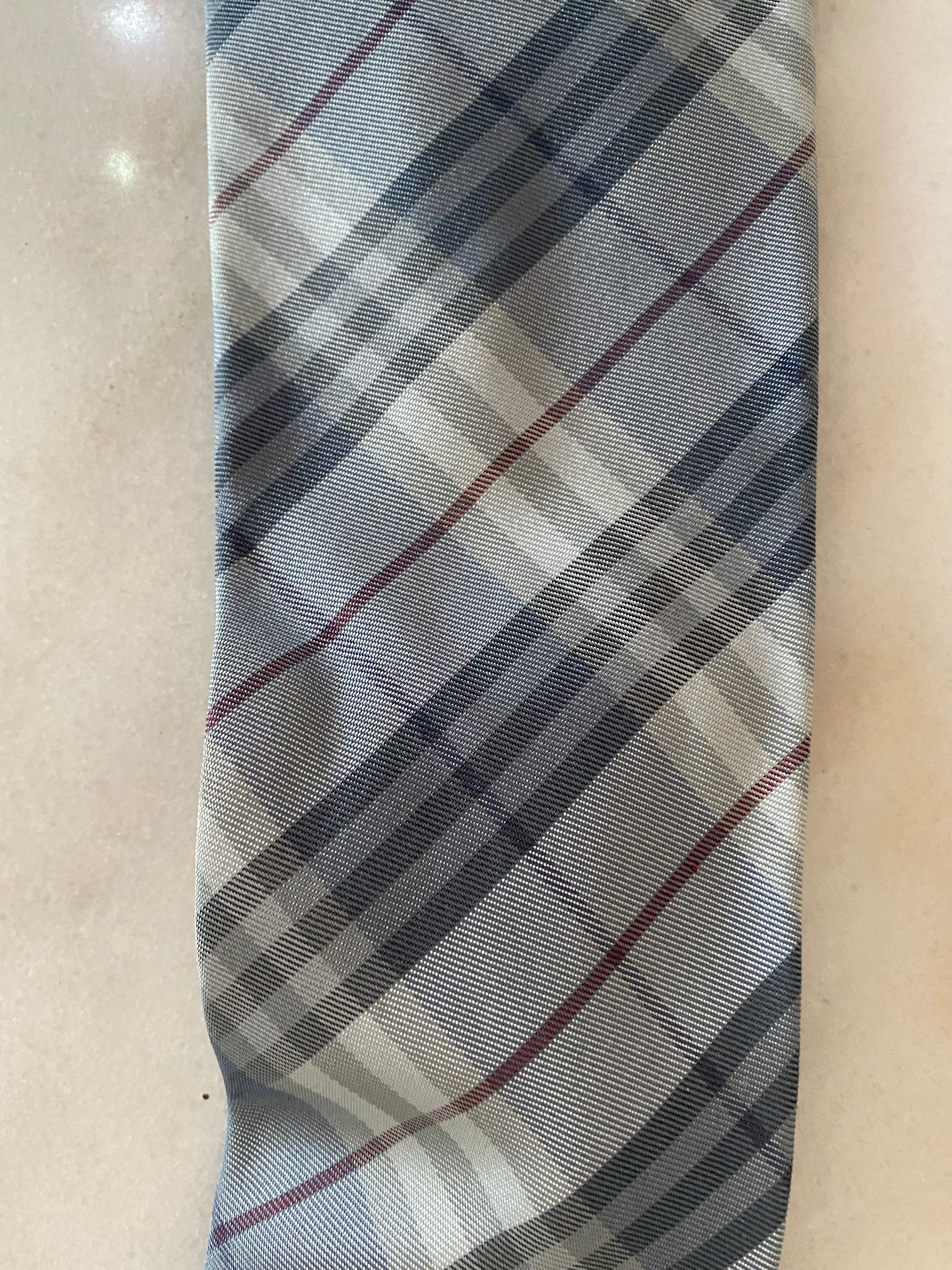 Burberry Light Grey Neck Tie